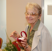 A díjat 2008-ben Törőcsik Mari színművésznő adta át